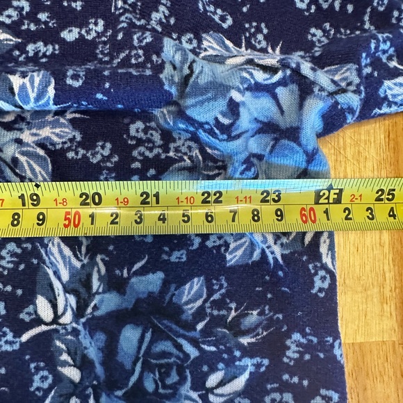 LuluaRoe Simply Comfortable Plus Size Floral Blue and White Hoodie size‎ 2XL - Picture 7 of 10